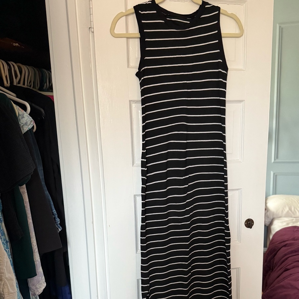 A Pea in the Pod Black and White Maxi Dress, Maternity XS